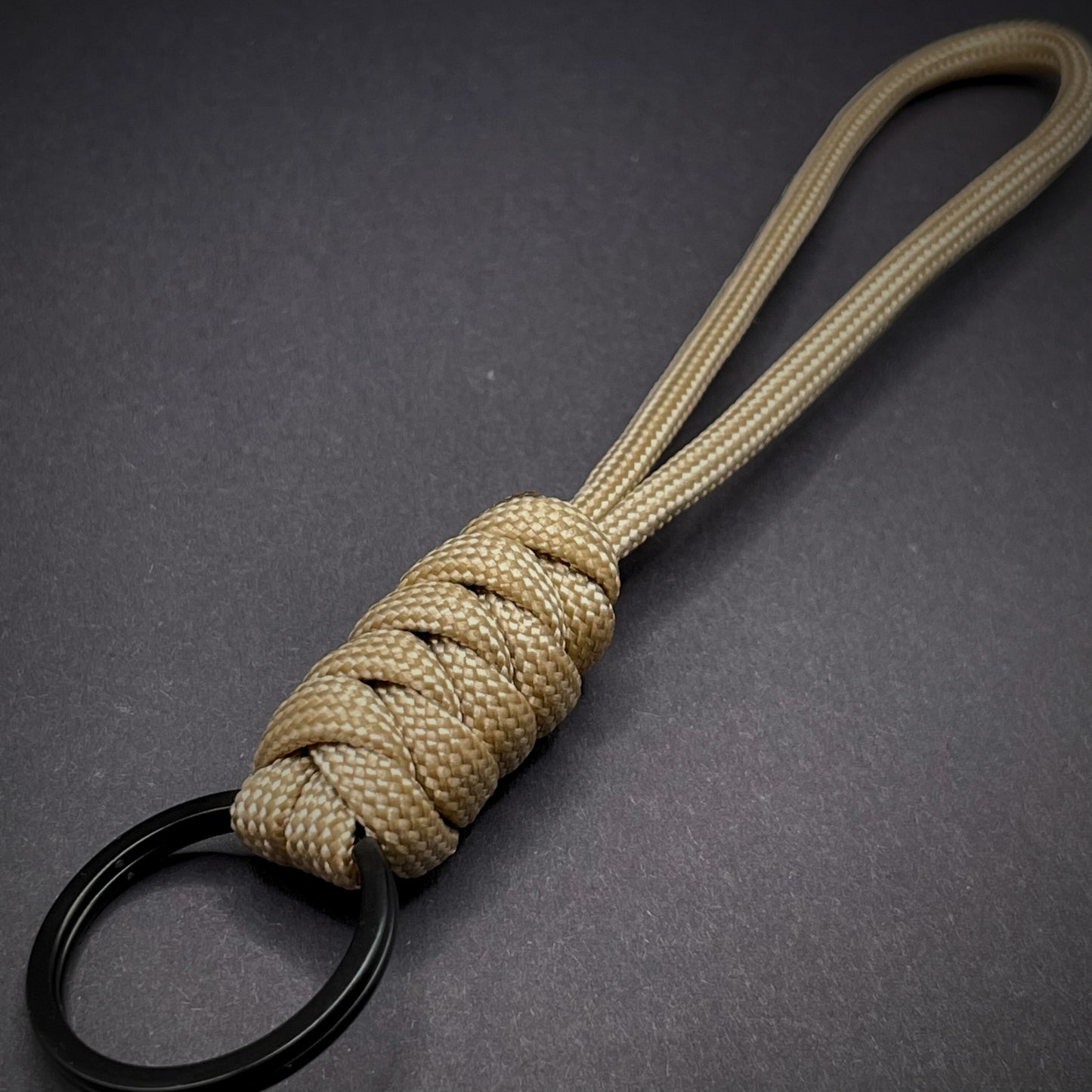 550 Paracord Snake Knot Short Lanyard
