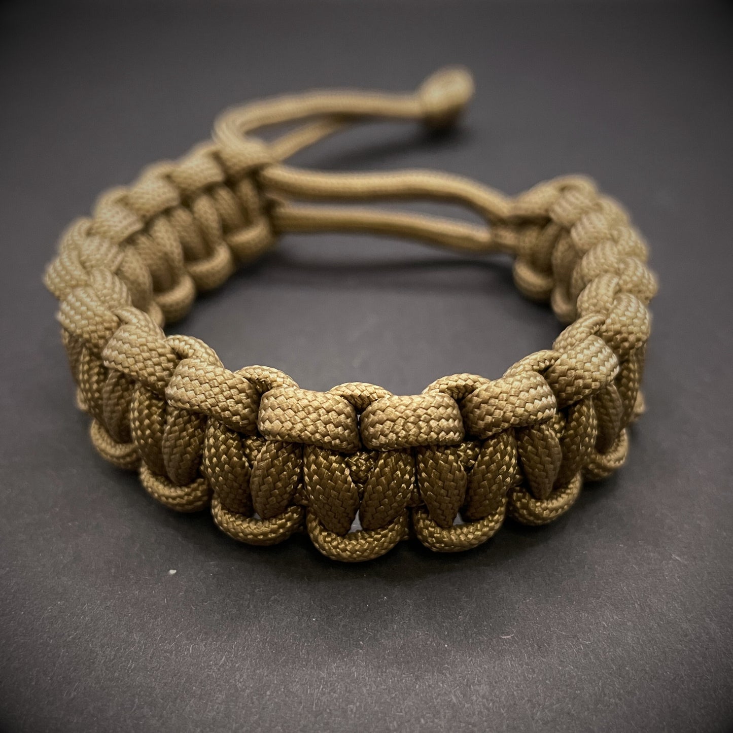 Woven Paracord Bracelet with Sliding Knot