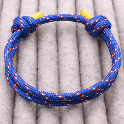 Sliding Knot Paracord Bracelet