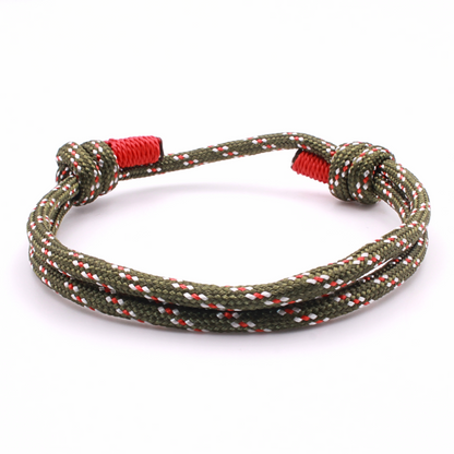 Sliding Knot Paracord Bracelet