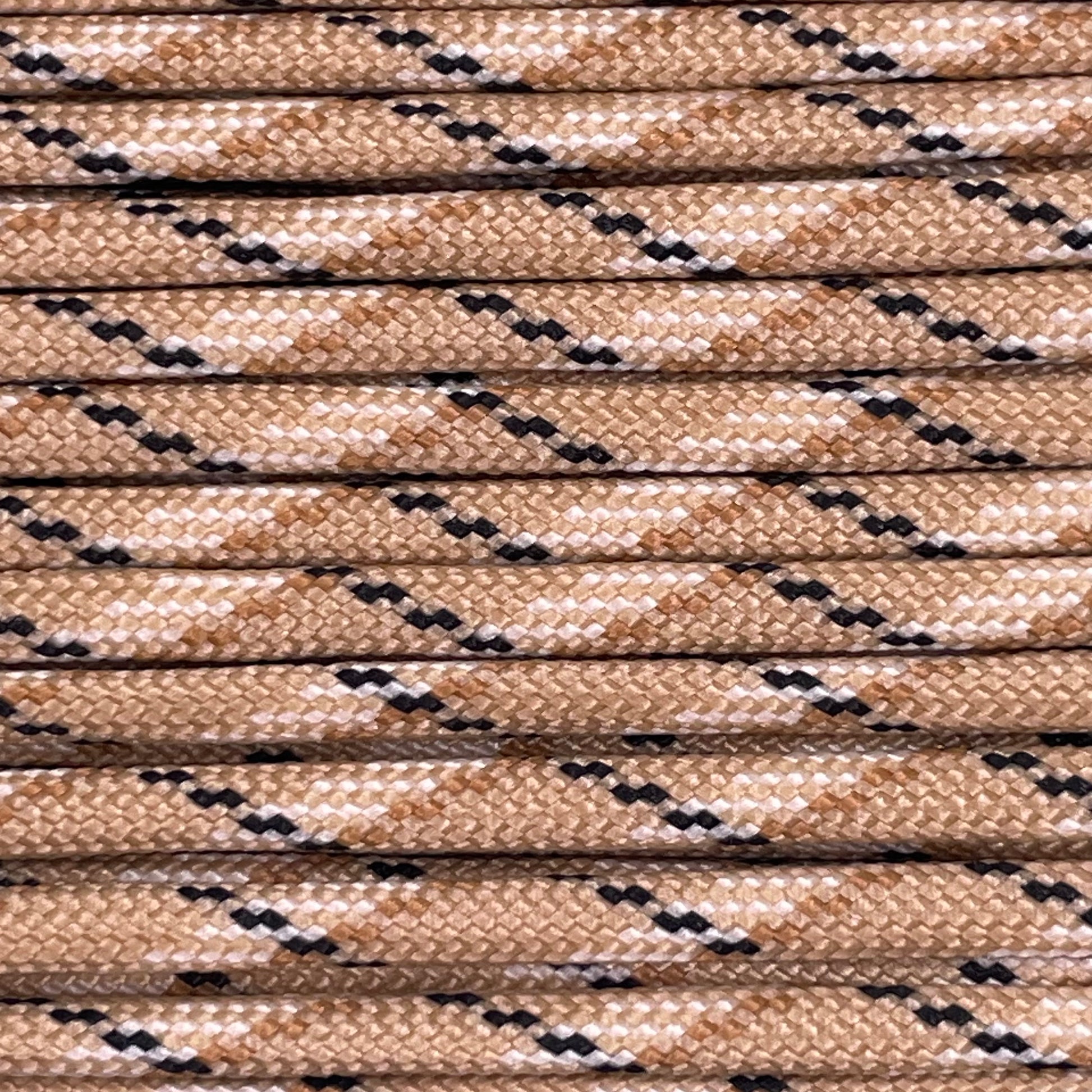Close-up image of Desert Camo 550 Paracord, showcasing the vibrant colour and texture of the material.