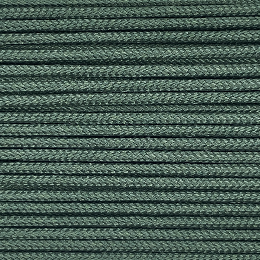 Close-up image of Gotland Green 275 Paracord, showcasing the vibrant colour and texture of the material.