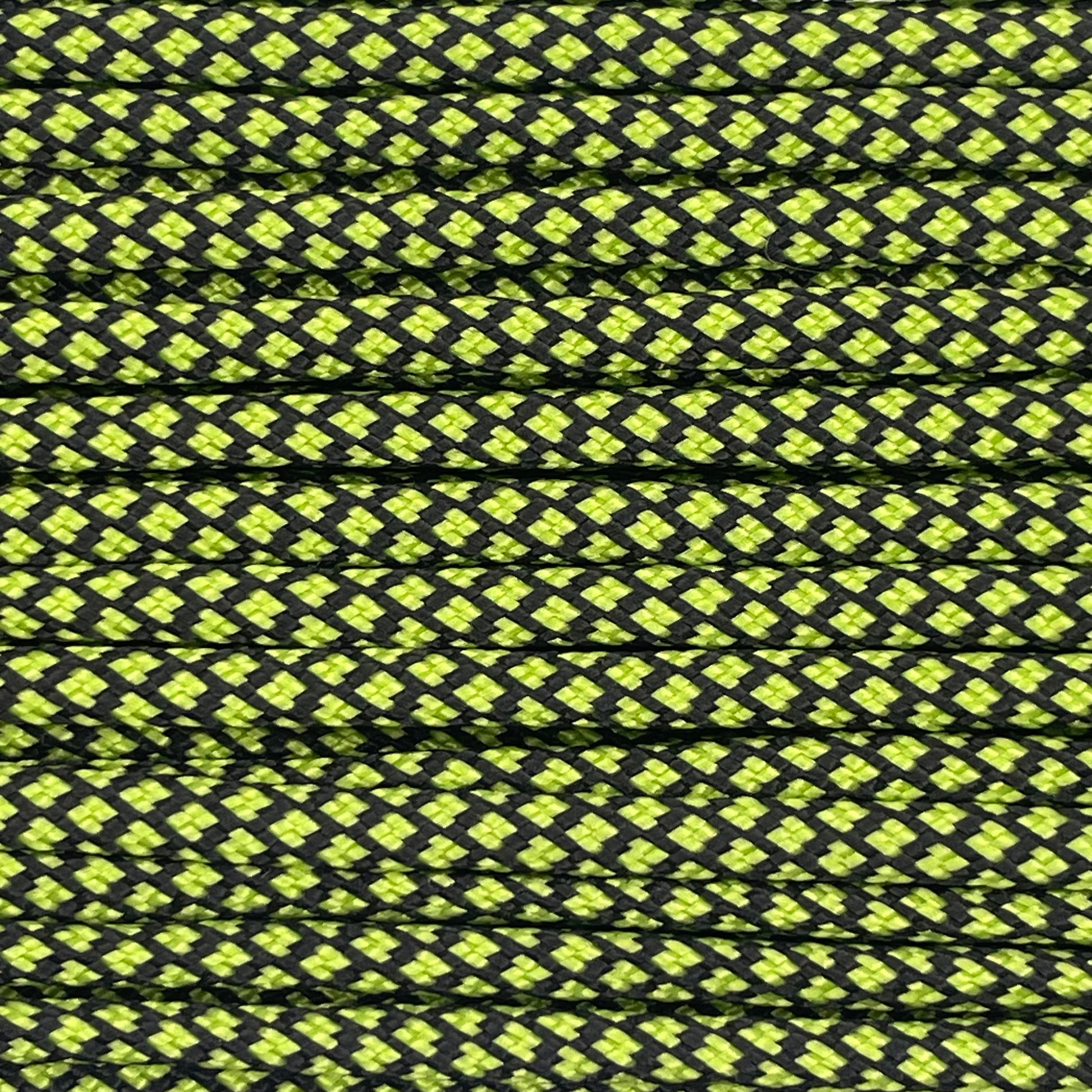 Close-up image of Lime Green Diamond 550 Paracord, showcasing the vibrant colour and texture of the material.