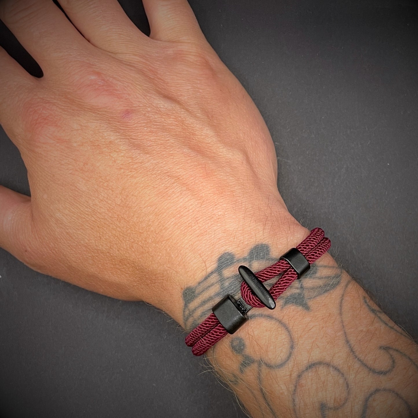 Minimalist Rope Bracelet with Bar Clasp