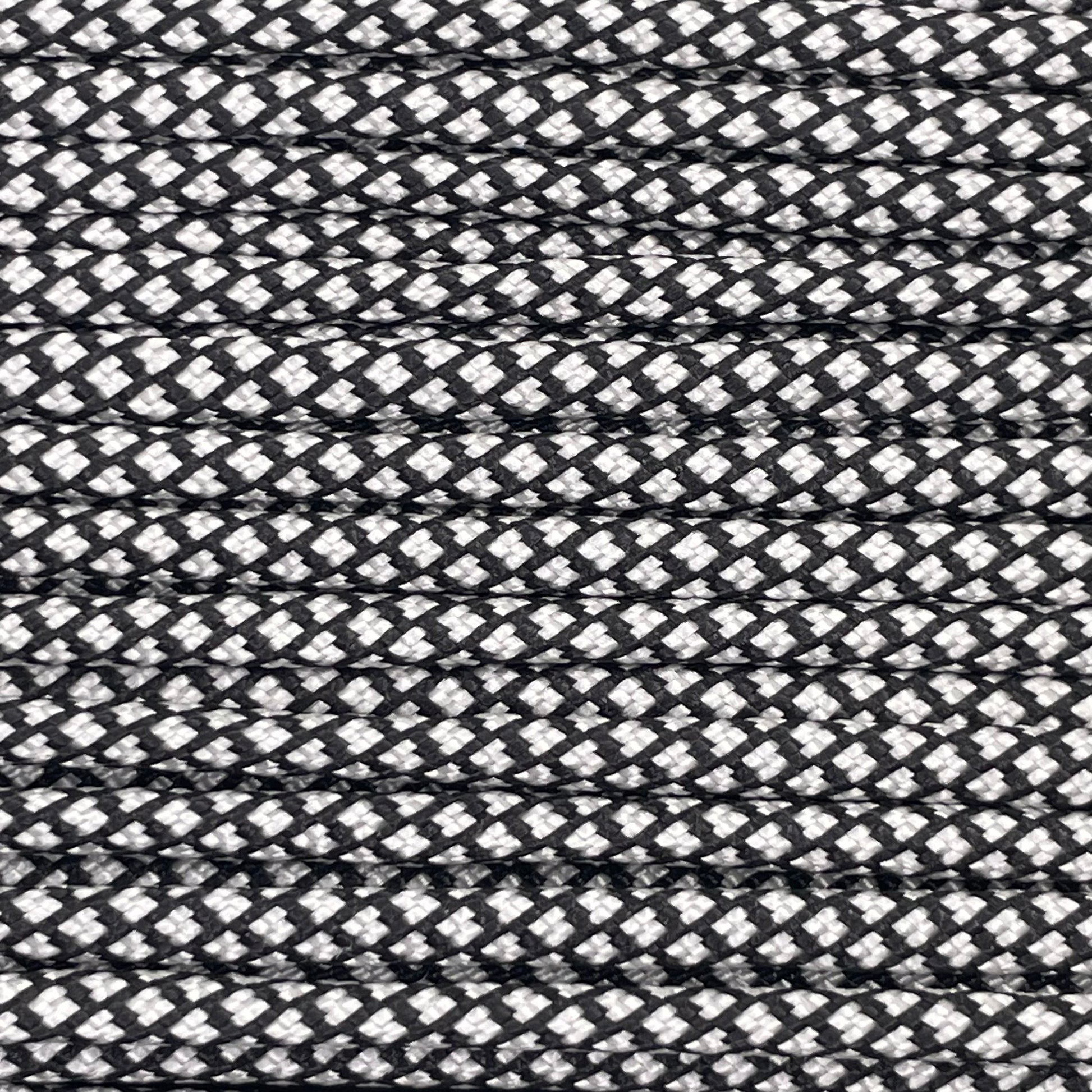 Close-up image of White Diamond 550 Paracord, showcasing the vibrant colour and texture of the material.